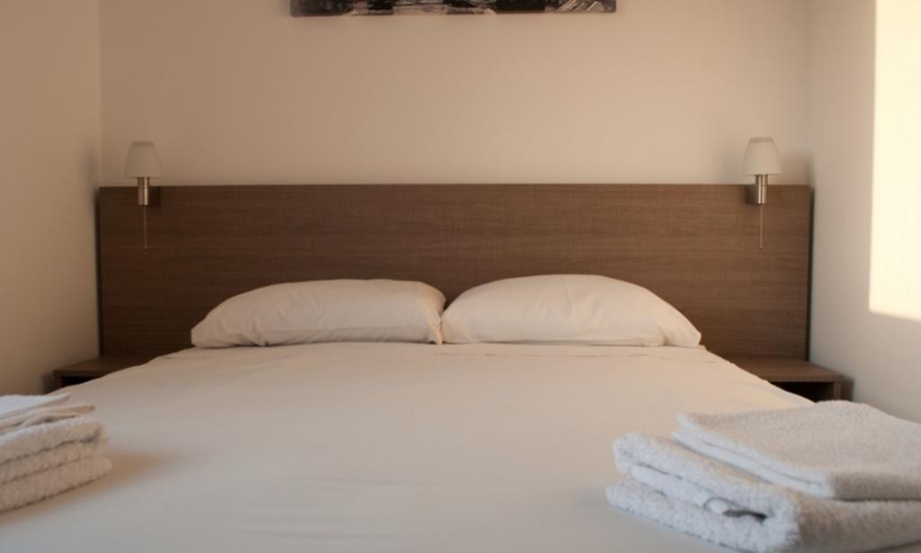 St. George Rent Rooms Λάρνακα Εξωτερικό φωτογραφία